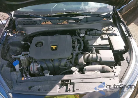 2022 Kia Forte Lxs z USA, uszkodzony, nr VIN 3KPF24AD5NE438783